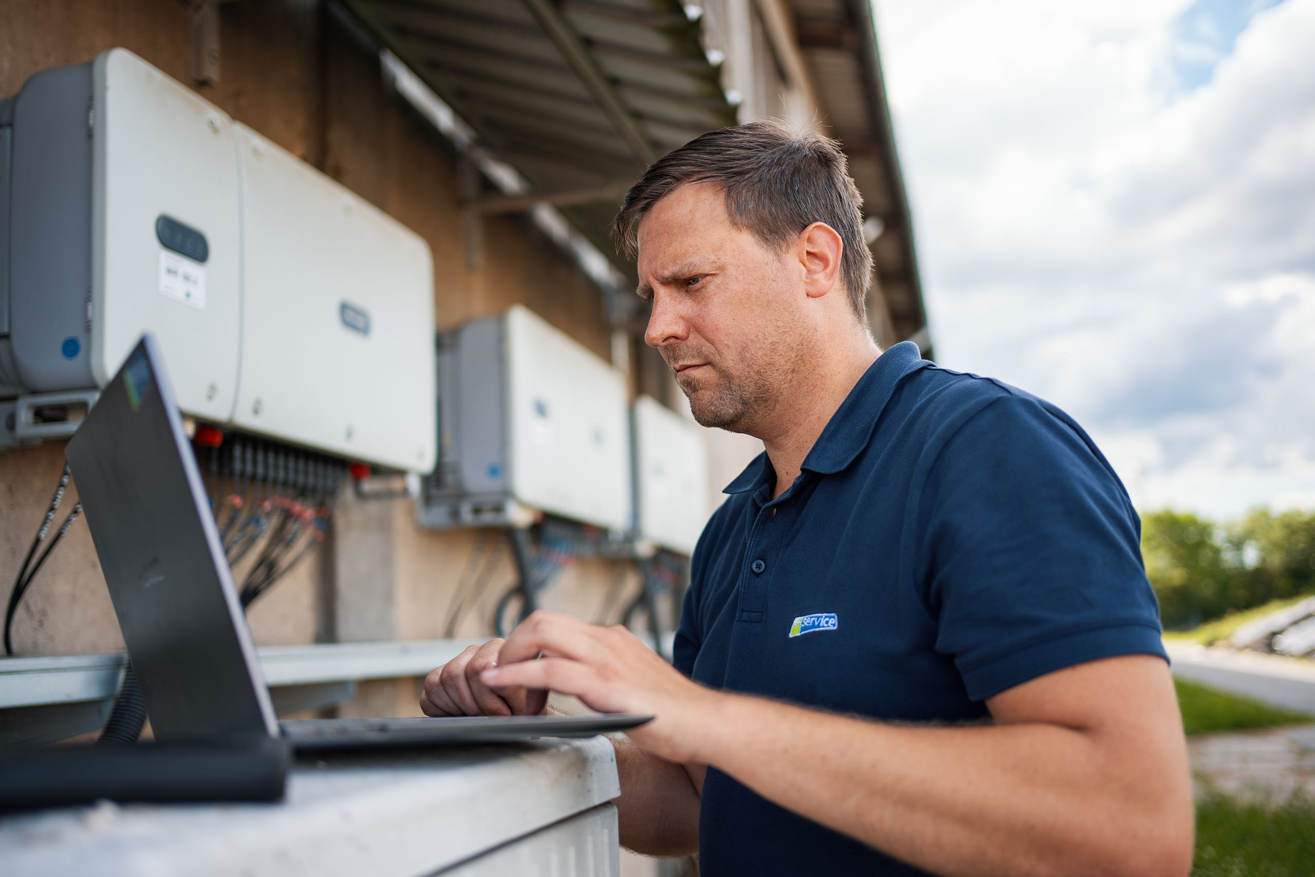 Überwachung der Photovoltaikanlage auf dem Gelände